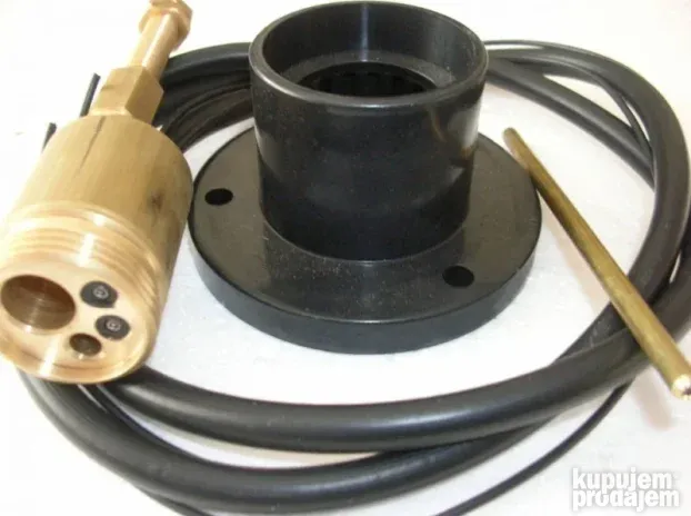 Centralni prikljucak(ezro dzek)